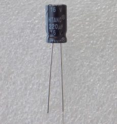 elektroliticheskij kondensator 220uf 16v 105gr