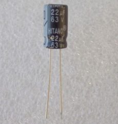 elektroliticheskij kondensator 22uf 63v