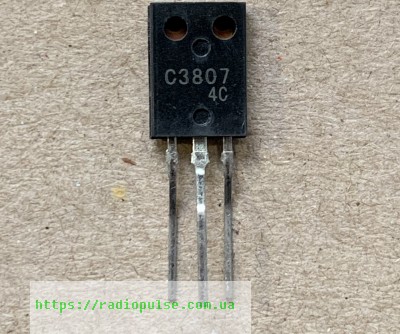 tranzistor c3807