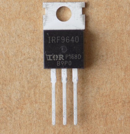 tranzistor irf9640