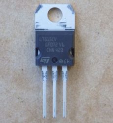 mikroshema l7815cv